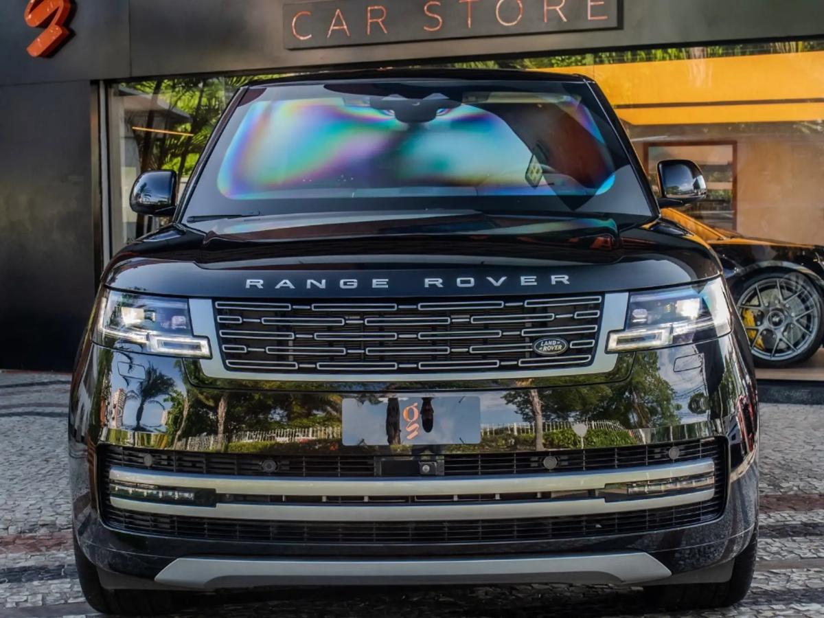 Range Rover First Edition